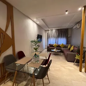 Bel Appart+2 Room+wifi+gare Casa Voyageur+tram Casablanca
